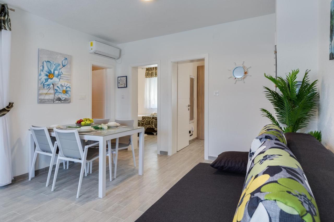 ויר Apartmani Kastelina מראה חיצוני תמונה
