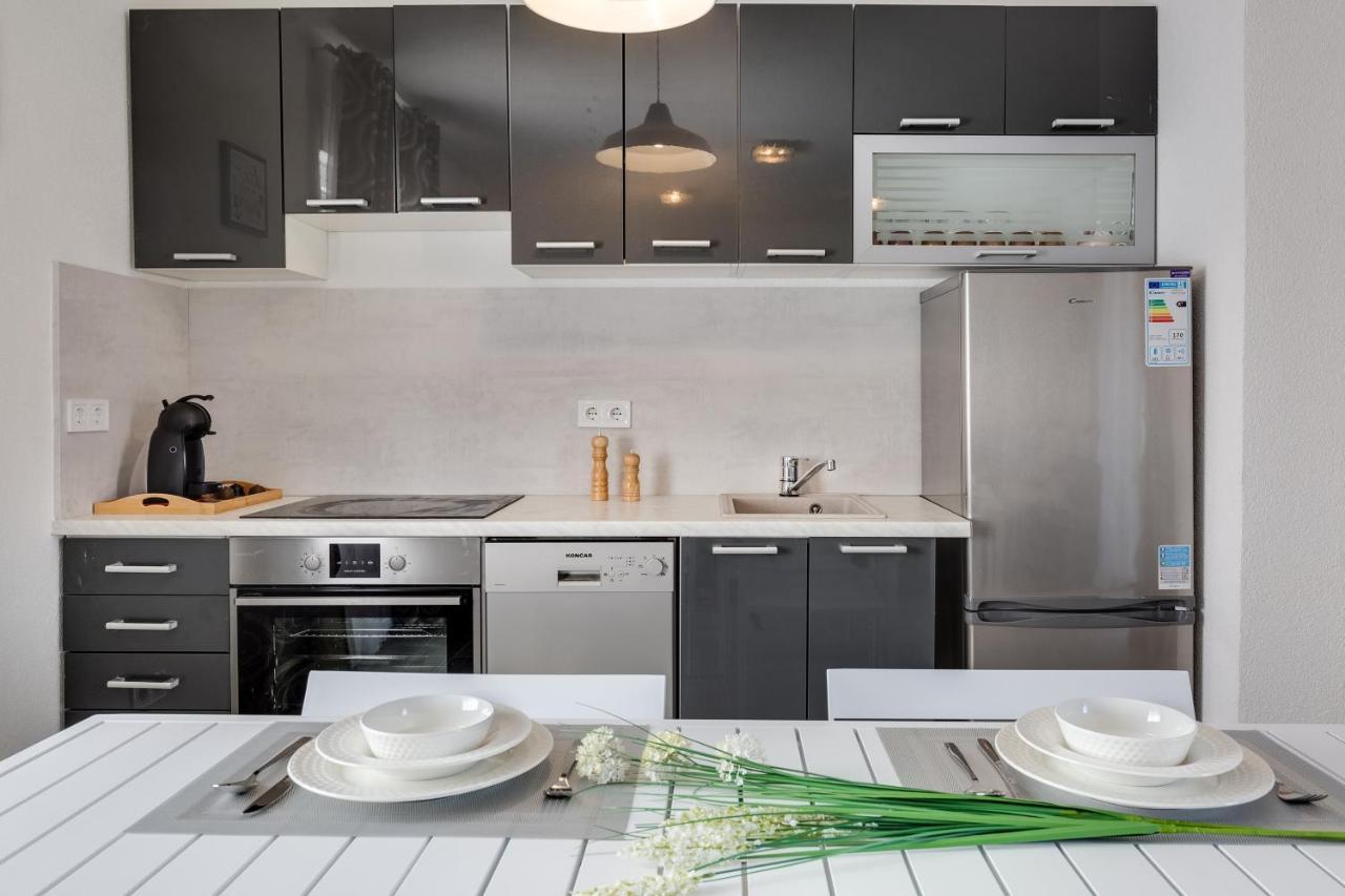 ויר Apartmani Kastelina מראה חיצוני תמונה