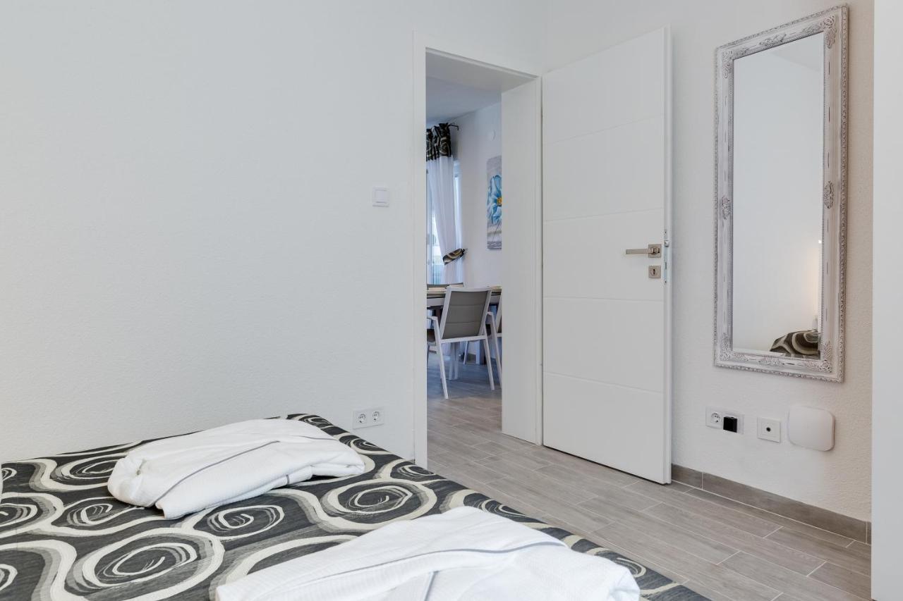 ויר Apartmani Kastelina מראה חיצוני תמונה