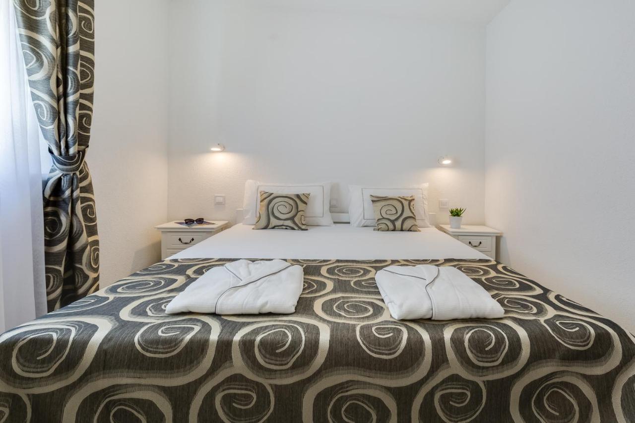 ויר Apartmani Kastelina מראה חיצוני תמונה