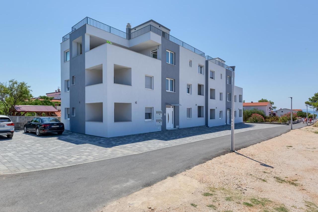 ויר Apartmani Kastelina מראה חיצוני תמונה